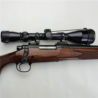 Remington 700 BDL Lux .222 Bolt Action Rifle